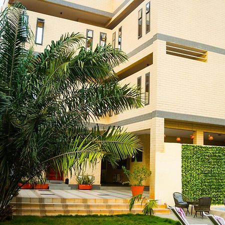 Mokaa Residence Hoteliere Ломе Екстериор снимка